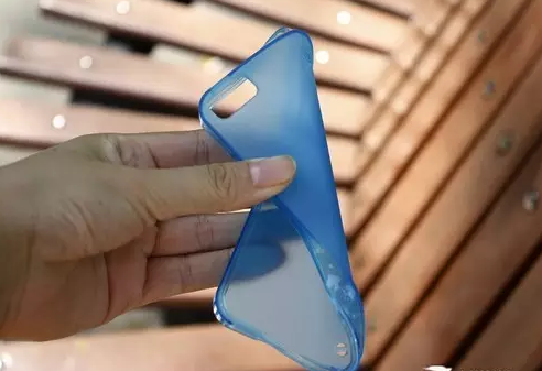 TPU保護套軟硬適中.png TPU保護套軟硬適中.png